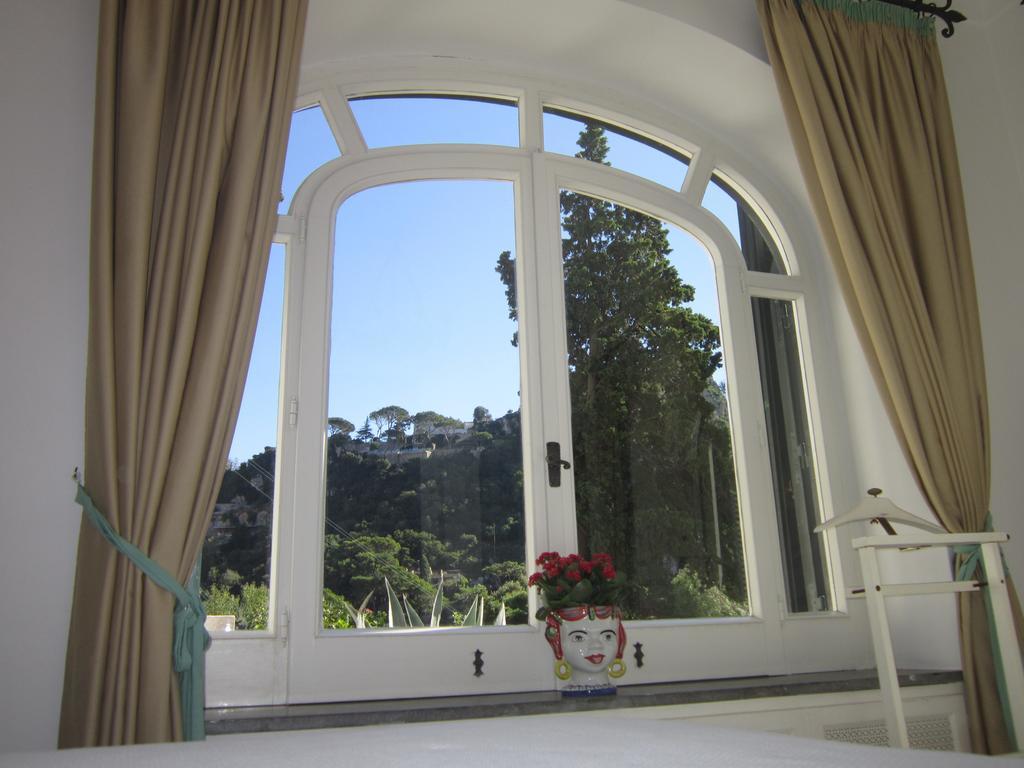 Casa Del Solitario Capri Rom bilde